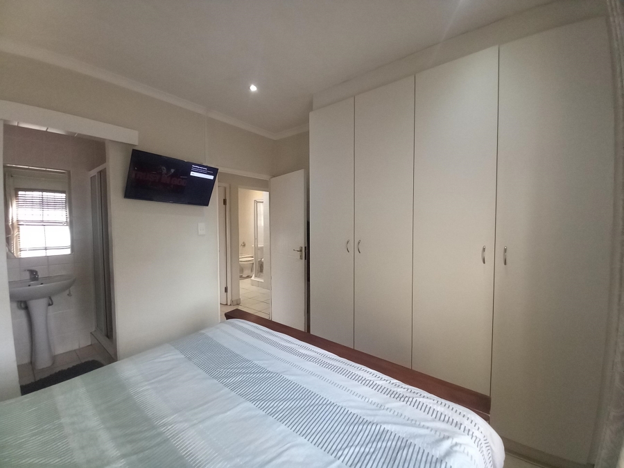 To Let 3 Bedroom Property for Rent in Jagtershof Western Cape